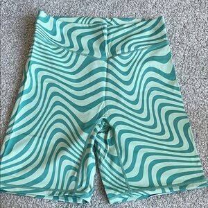 VitalityWave Patterned Green biker Shorts